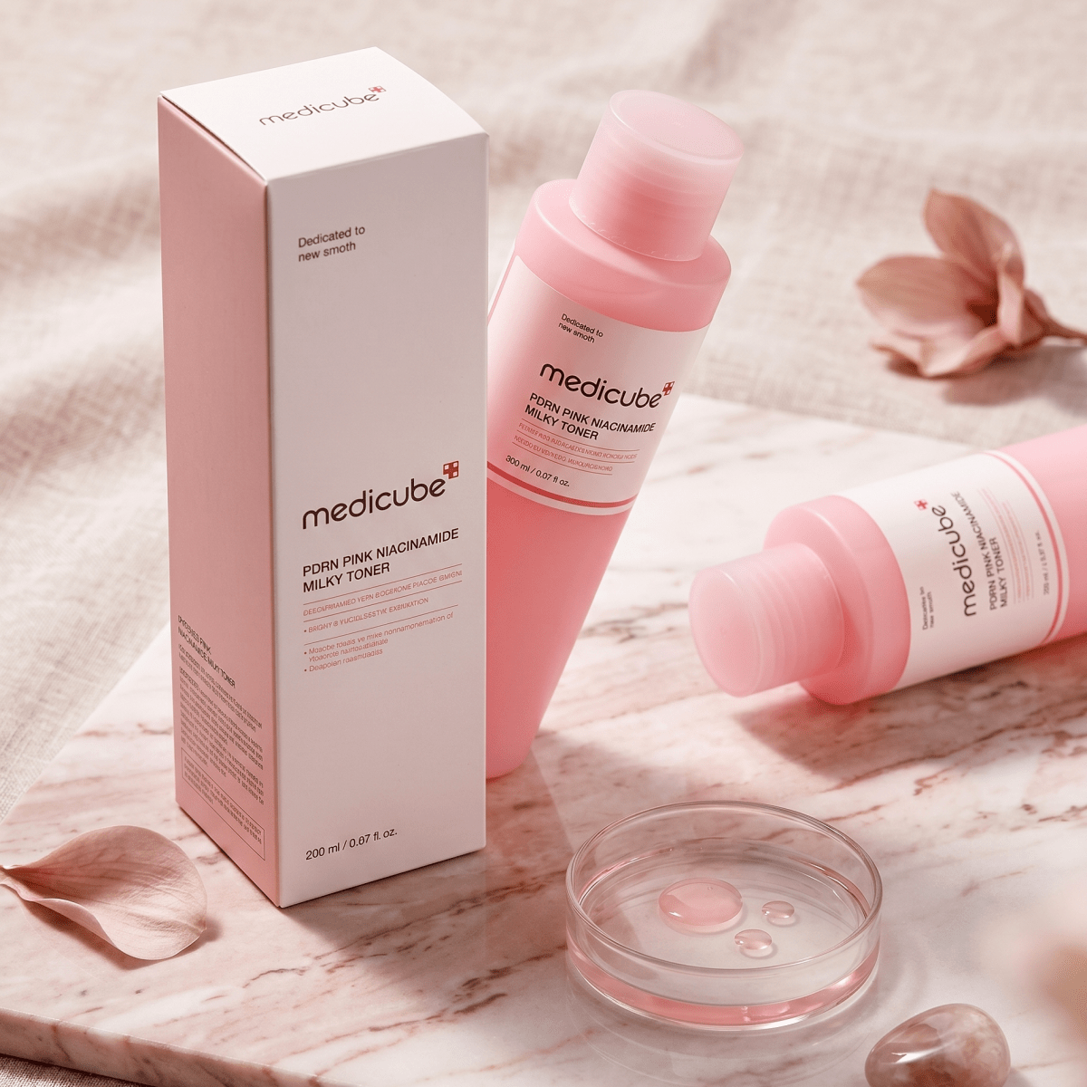 Medicube PDRN Pink Niacinamide Milky Toner 150ml | Brightening Toner | AmiGlow NZ - AmiGlow