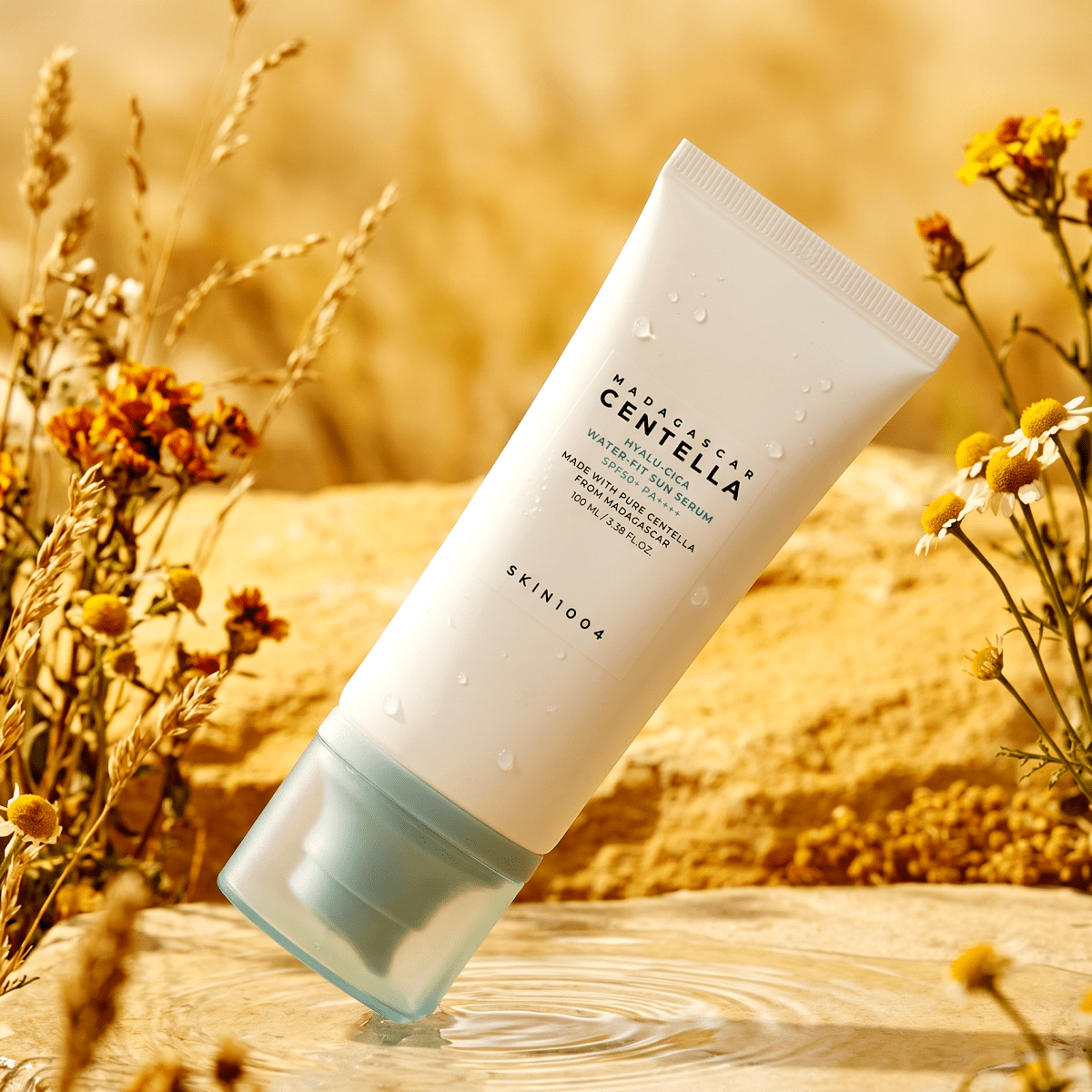 Skin1004 Madagascar Centella Hyalu-Cica Water-Fit Sun Serum SPF50+ PA++++ 100ml | AmiGlow NZ - AmiGlow