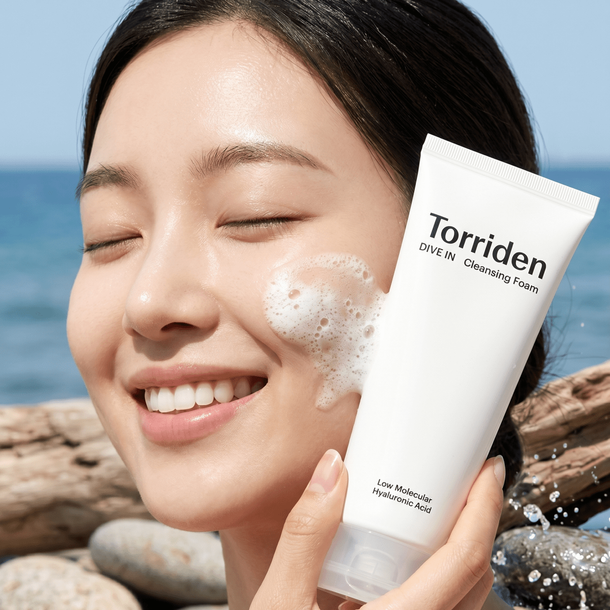 Torriden DIVE-IN Low Molecular Hyaluronic Acid Cleansing Foam 150ml | AmiGlow NZ - AmiGlow